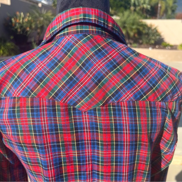 Women's Western Plaid Button Down Shirt - Red and Blue - Picture 10 of 17